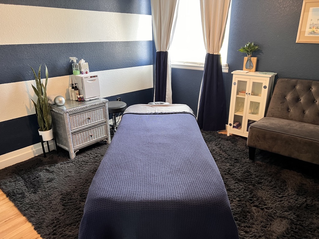 Blue Door Bodywork studio